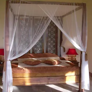 Field And 3*, Ubud Indonesien