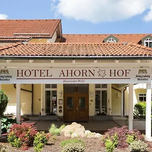 Hotel Ahornhof, Lindberg